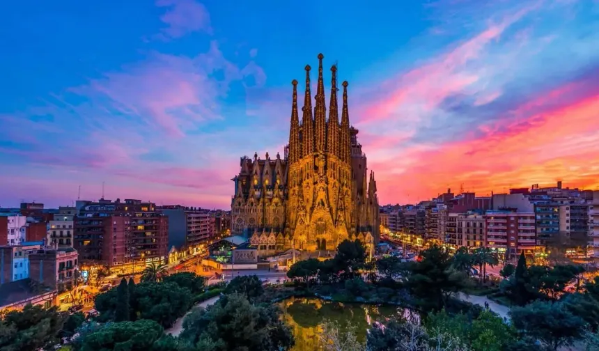 2026 UÇAKLI BÜYÜK İSPANYA-PORTEKİZ TURU (%25 İNDİRİMLİ, UÇAK + OTOBÜS)